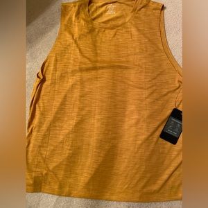 Fabletics Front Row Sleeveless Tee